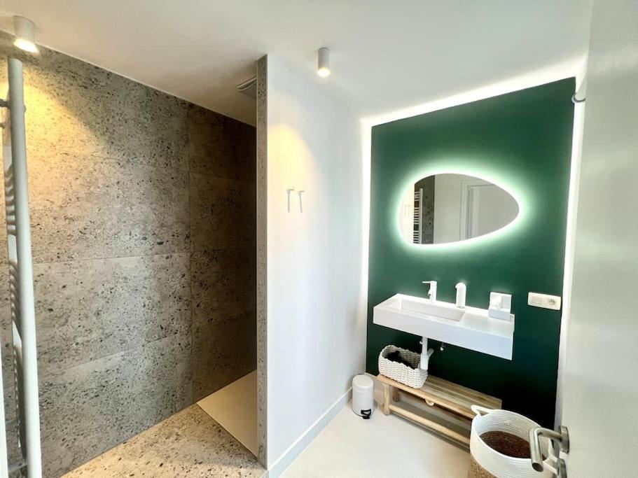 Duplex Chic Et Spacieux - Hypercentre Lutych Exteriér fotografie