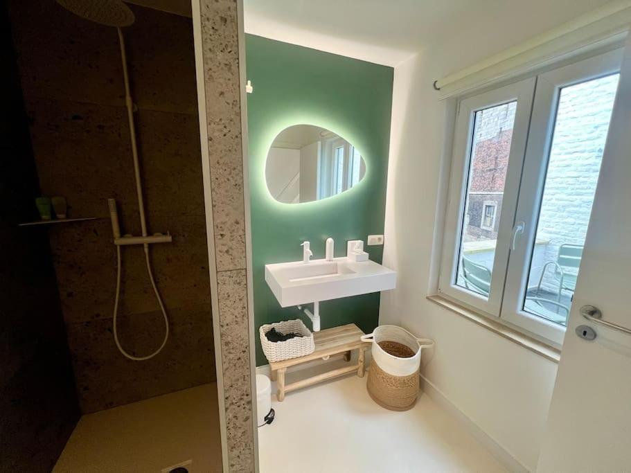 Duplex Chic Et Spacieux - Hypercentre Lutych Exteriér fotografie